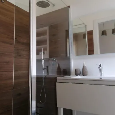 Bed And Bike - Sweet * ברגמו